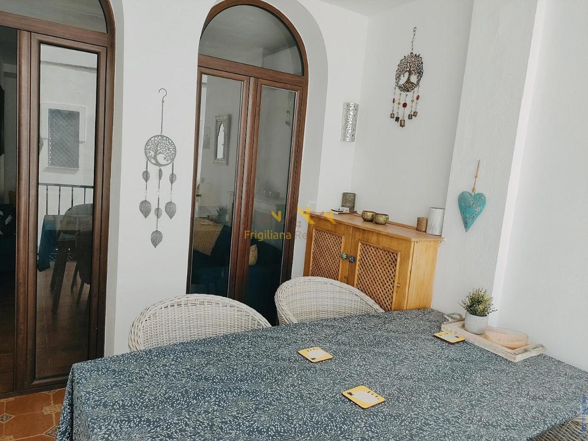 Lovely 2 Bedroomed Apartment With Pool Frigiliana Eksteriør billede