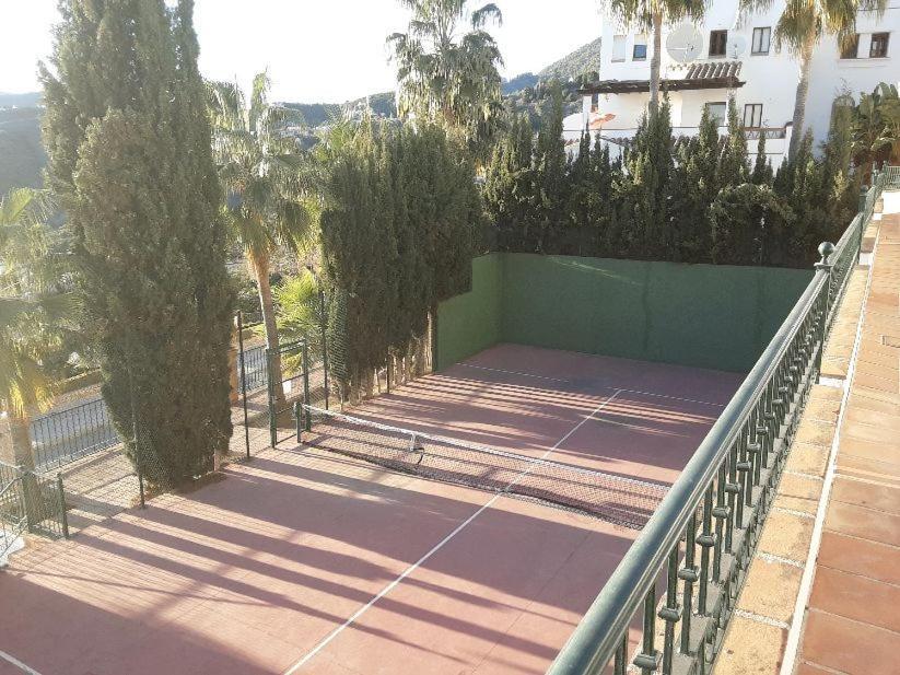 Lovely 2 Bedroomed Apartment With Pool Frigiliana Eksteriør billede